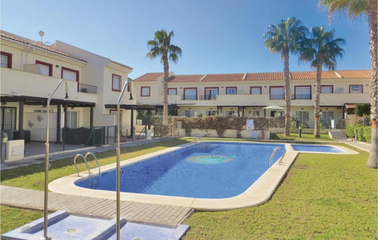 Nice Home In Ciudad Quesada With Kitchenette Zewnętrze zdjęcie